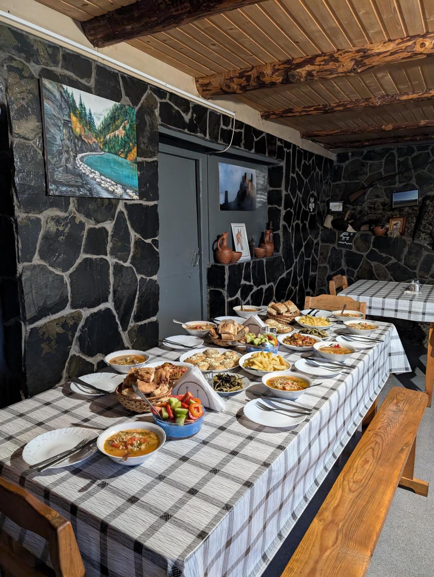 Guesthouse Javakhe Omalo Ngoại thất bức ảnh